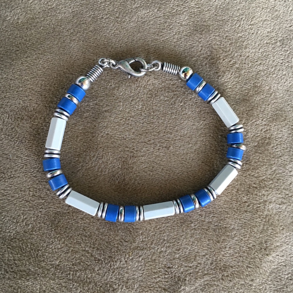 🎀 Polymer clay bead bracelet 8 1/4” long